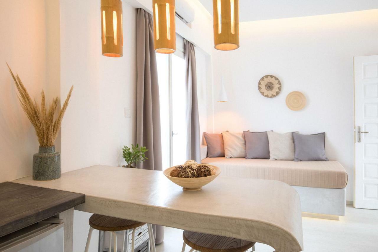 Light Blue Window Kamari Apartment ภายนอก รูปภาพ