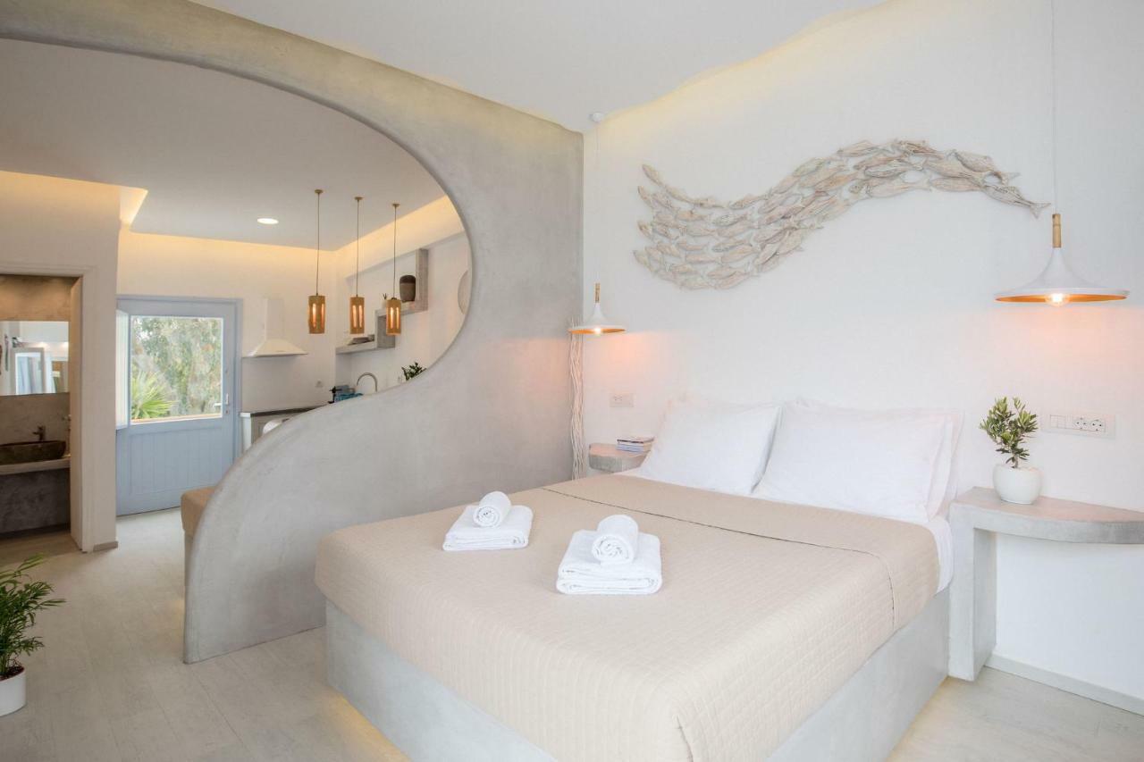 Light Blue Window Kamari Apartment ภายนอก รูปภาพ