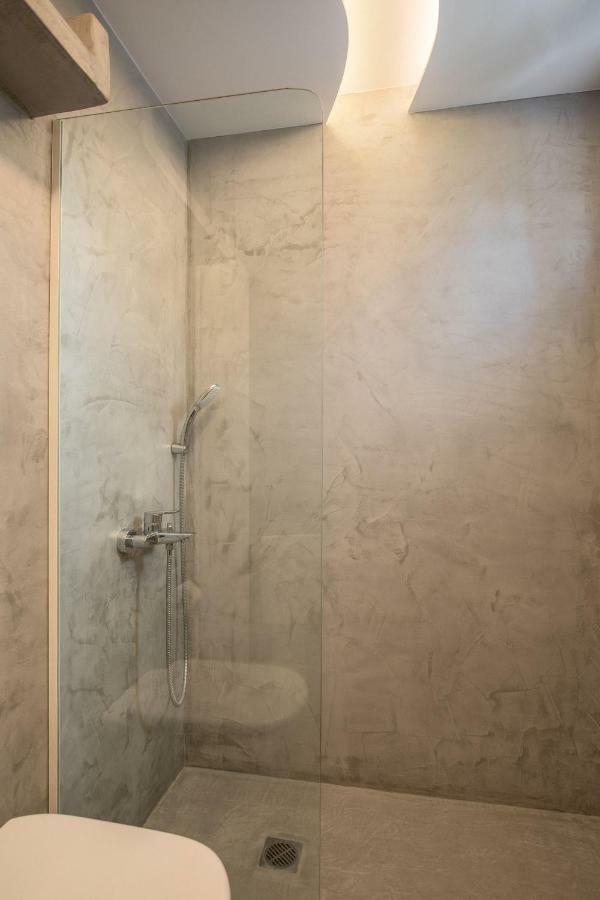Light Blue Window Kamari Apartment ภายนอก รูปภาพ